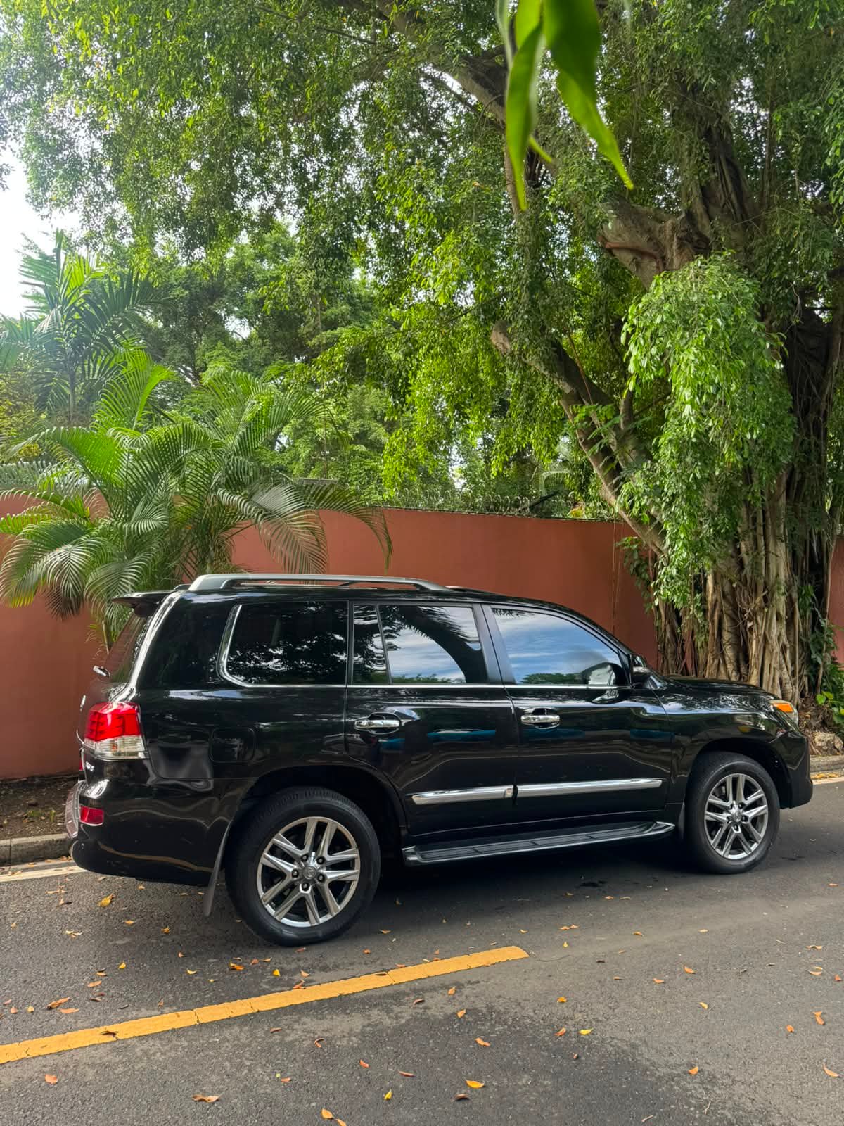 LEXUS LX570 2015 - Imagen 14
