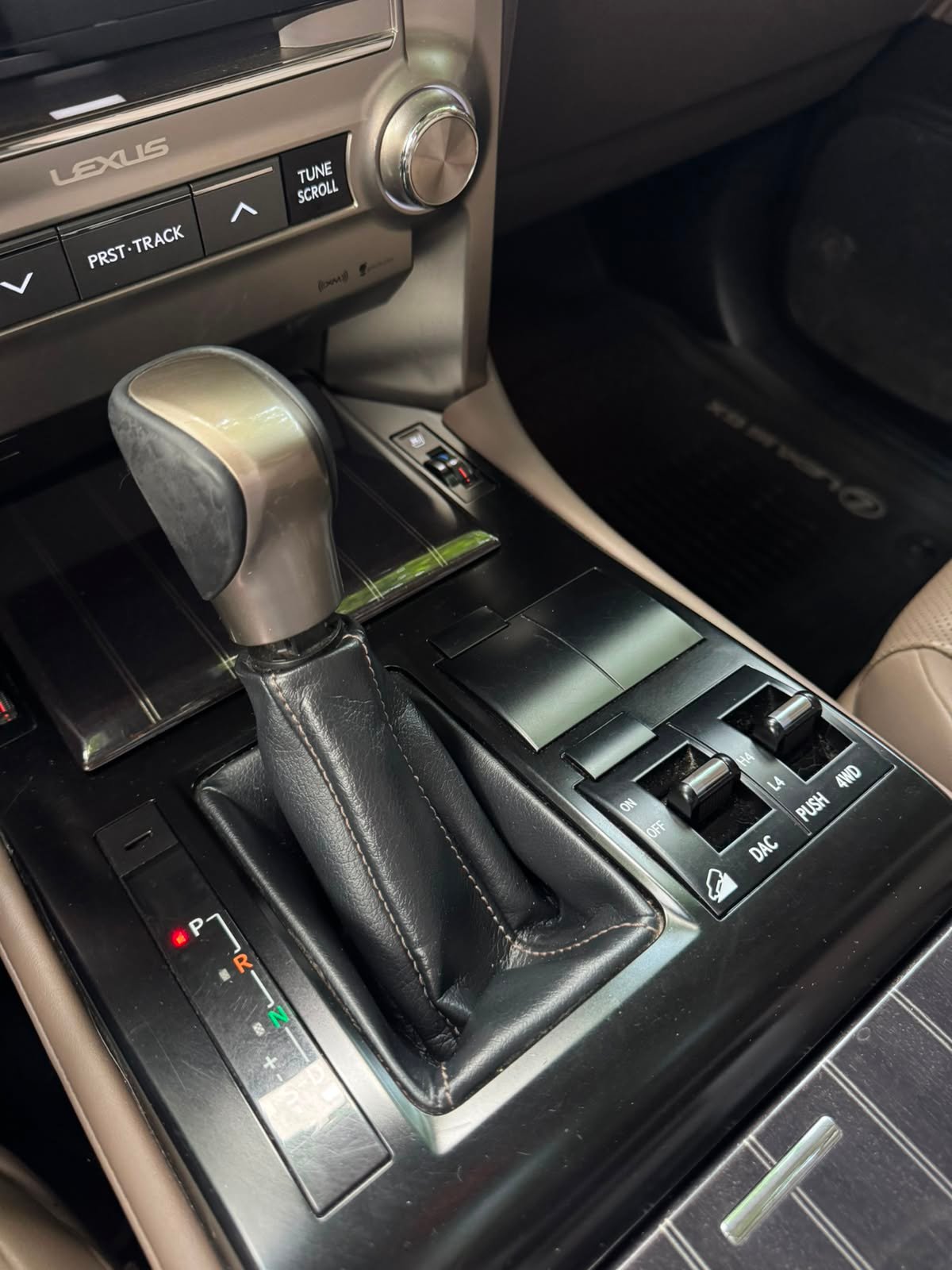 LEXUS GX460 2020 - Imagen 4
