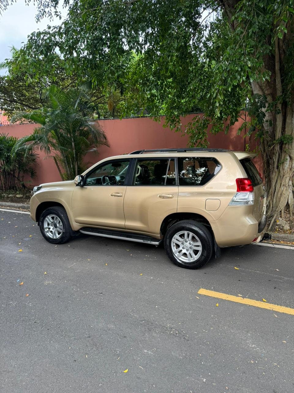 TOYOTA PRADO VX 2012 - Imagen 2