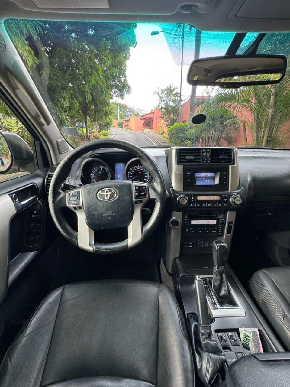 TOYOTA PRADO VX 2012 - Imagen 5