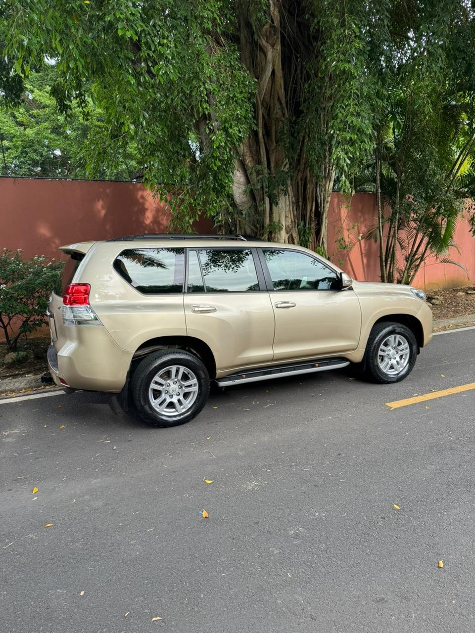 TOYOTA PRADO VX 2012 - Imagen 11