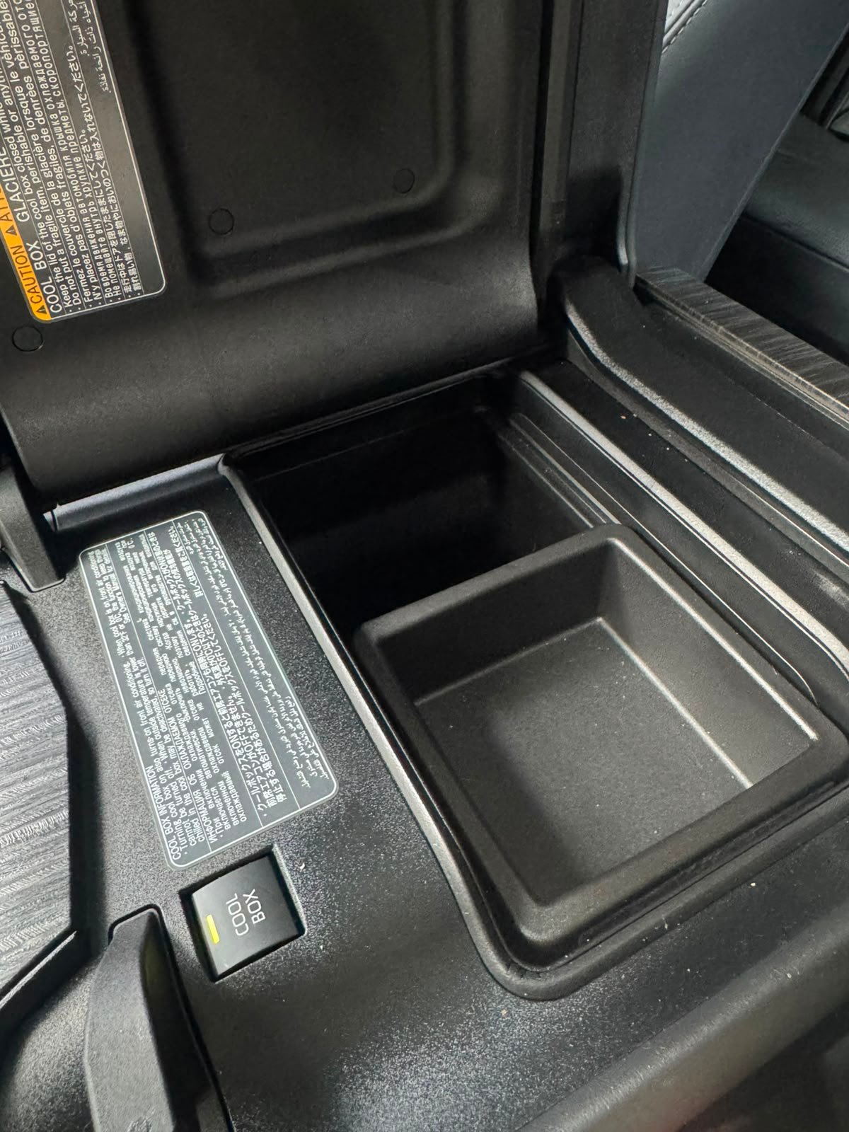 TOYOTA LANDCRUISER LC300 ZX 2025 - Imagen 12