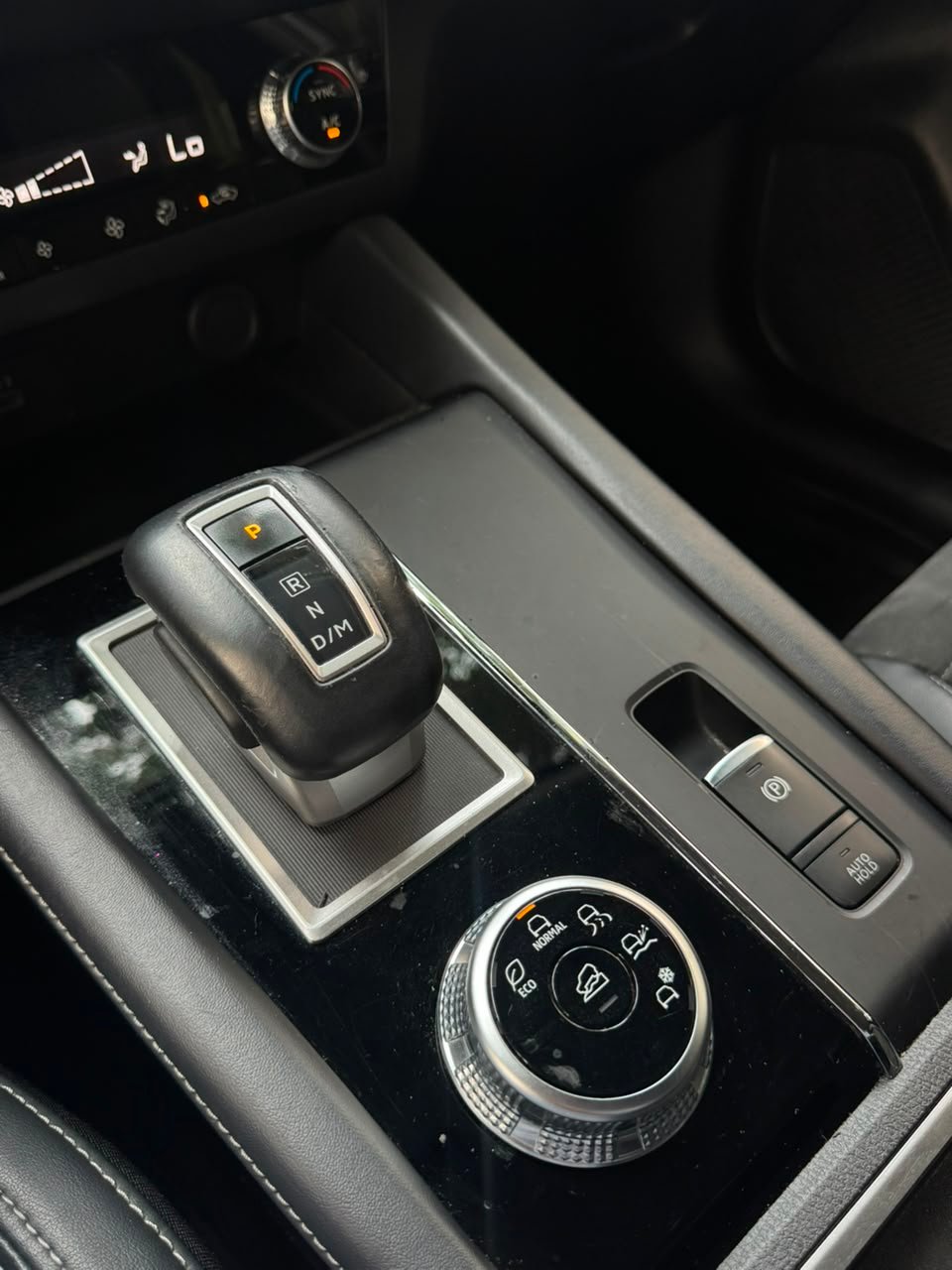 MITSUBISHI OUTLANDER 2024 - Imagen 10