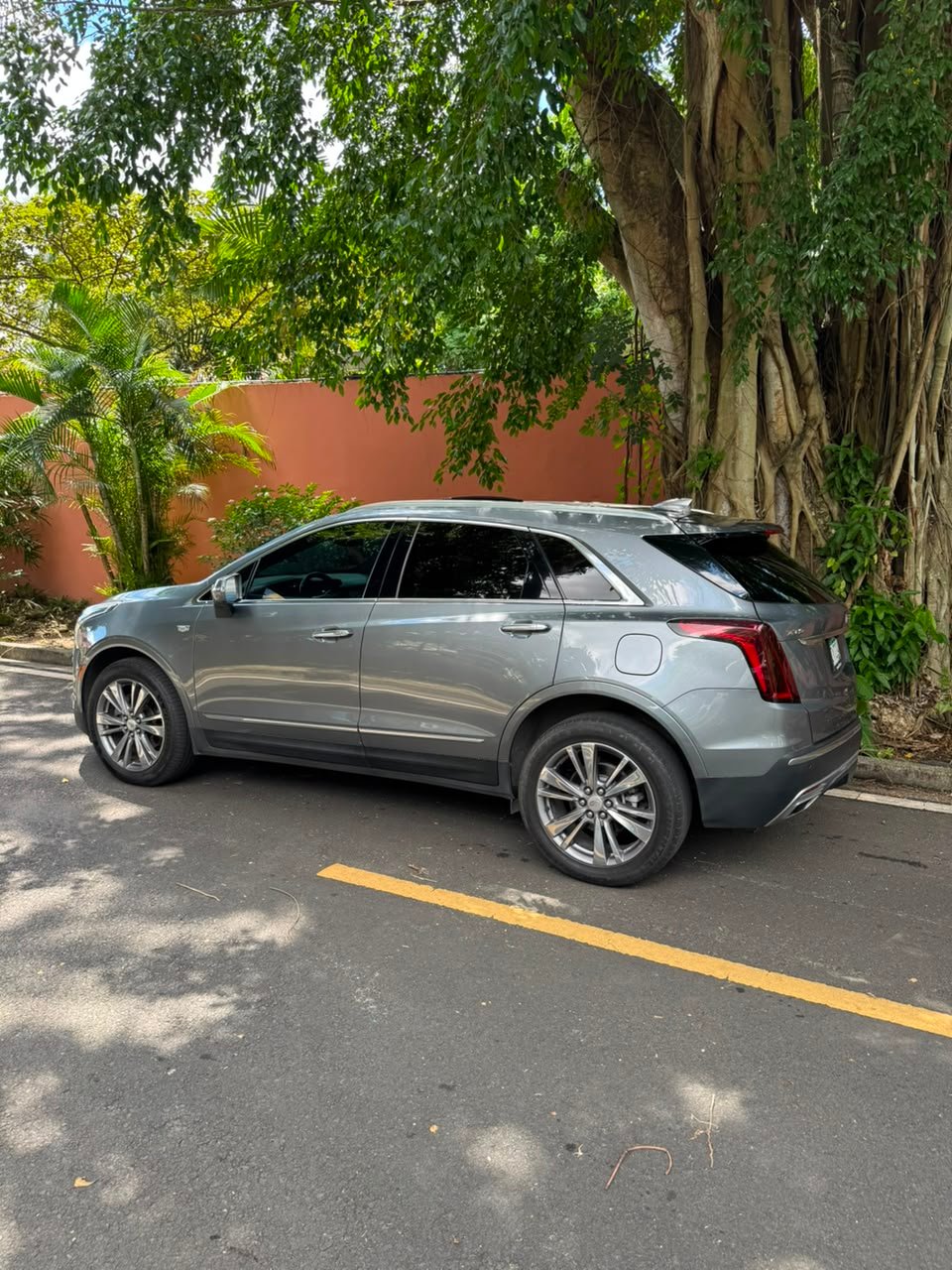 CADILLAC XT5 2020 - Imagen 4