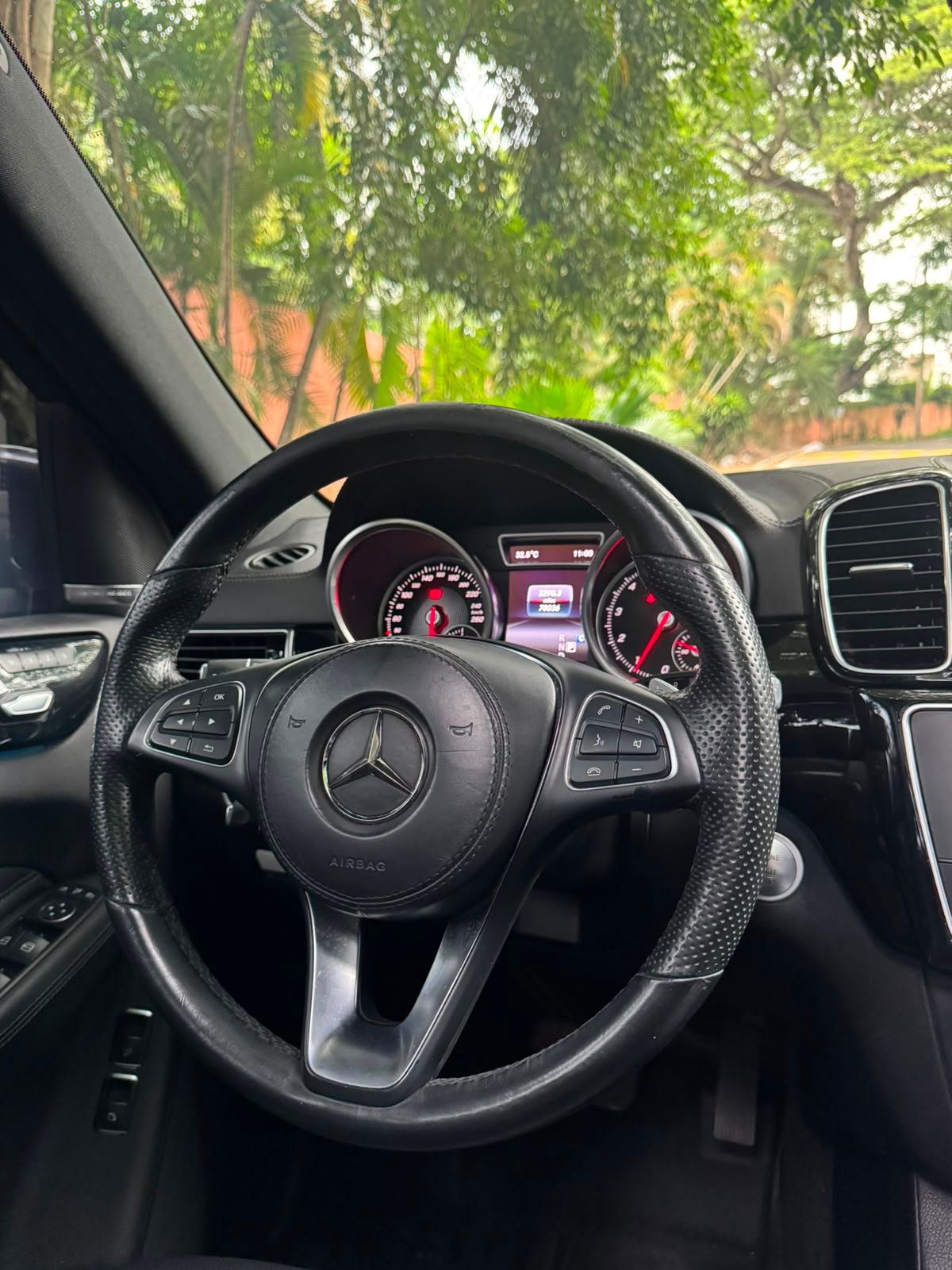 MERCEDES GLS400 2017 - Imagen 15