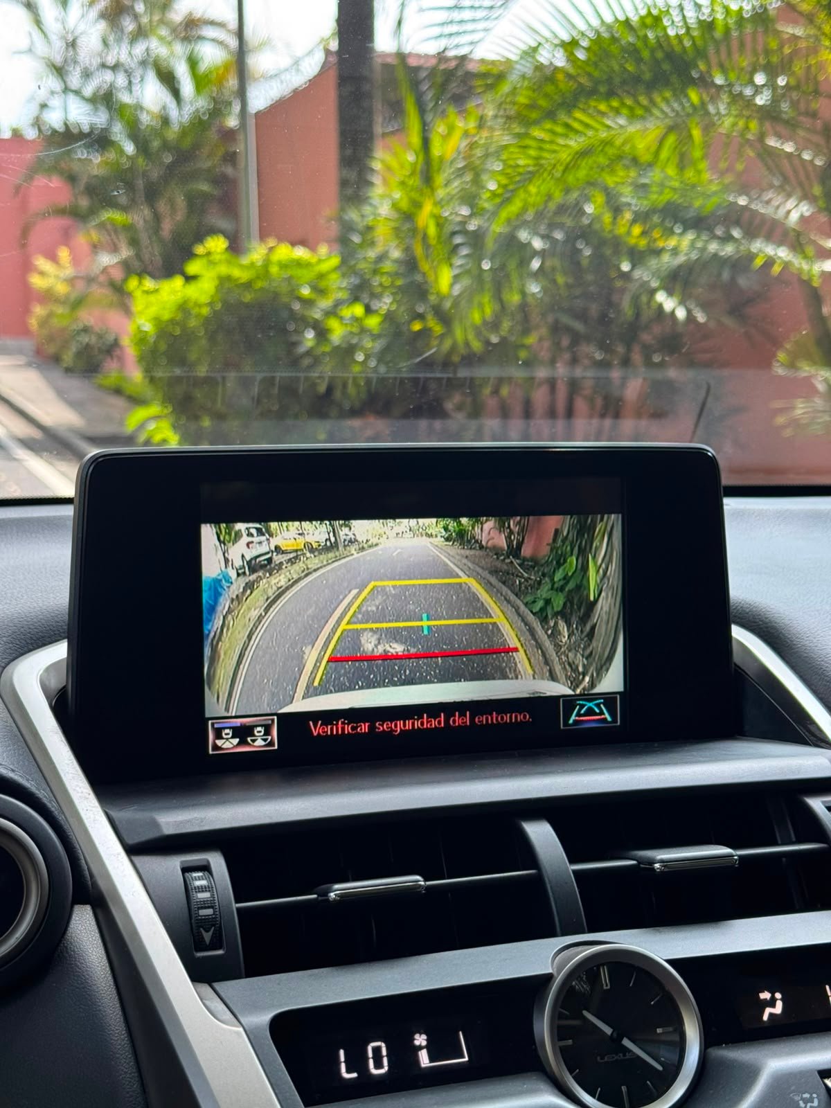 LEXUS NX300H 2019 - Imagen 10