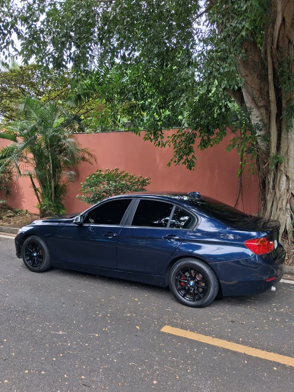 BMW 316I 2013 - Imagen 4