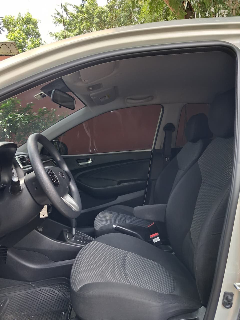 HYUNDAI VERNA 2022 - Imagen 6