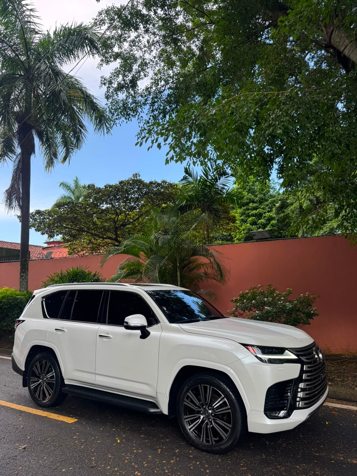 LEXUS LX600 2025 - Imagen 6