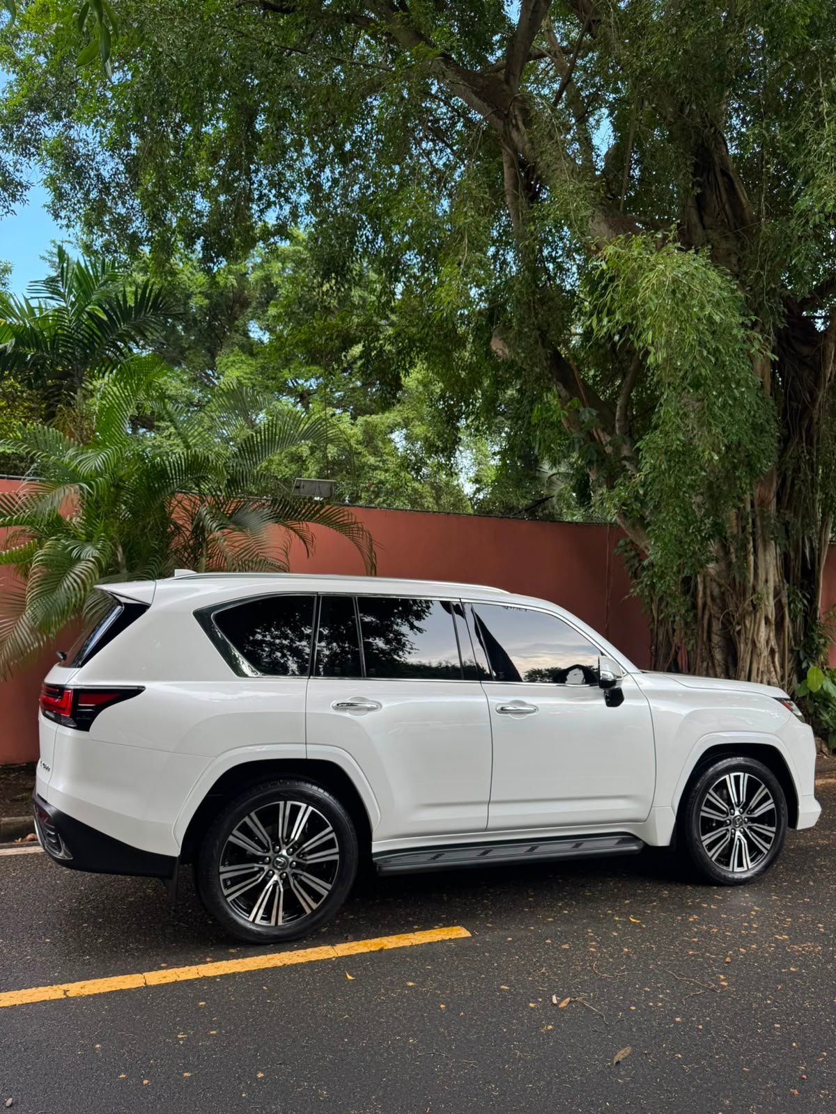 LEXUS LX600 2025 - Imagen 13