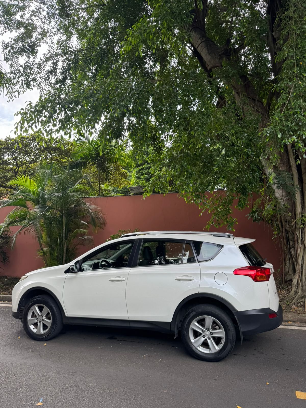TOYOTA RAV4 2015 - Imagen 4