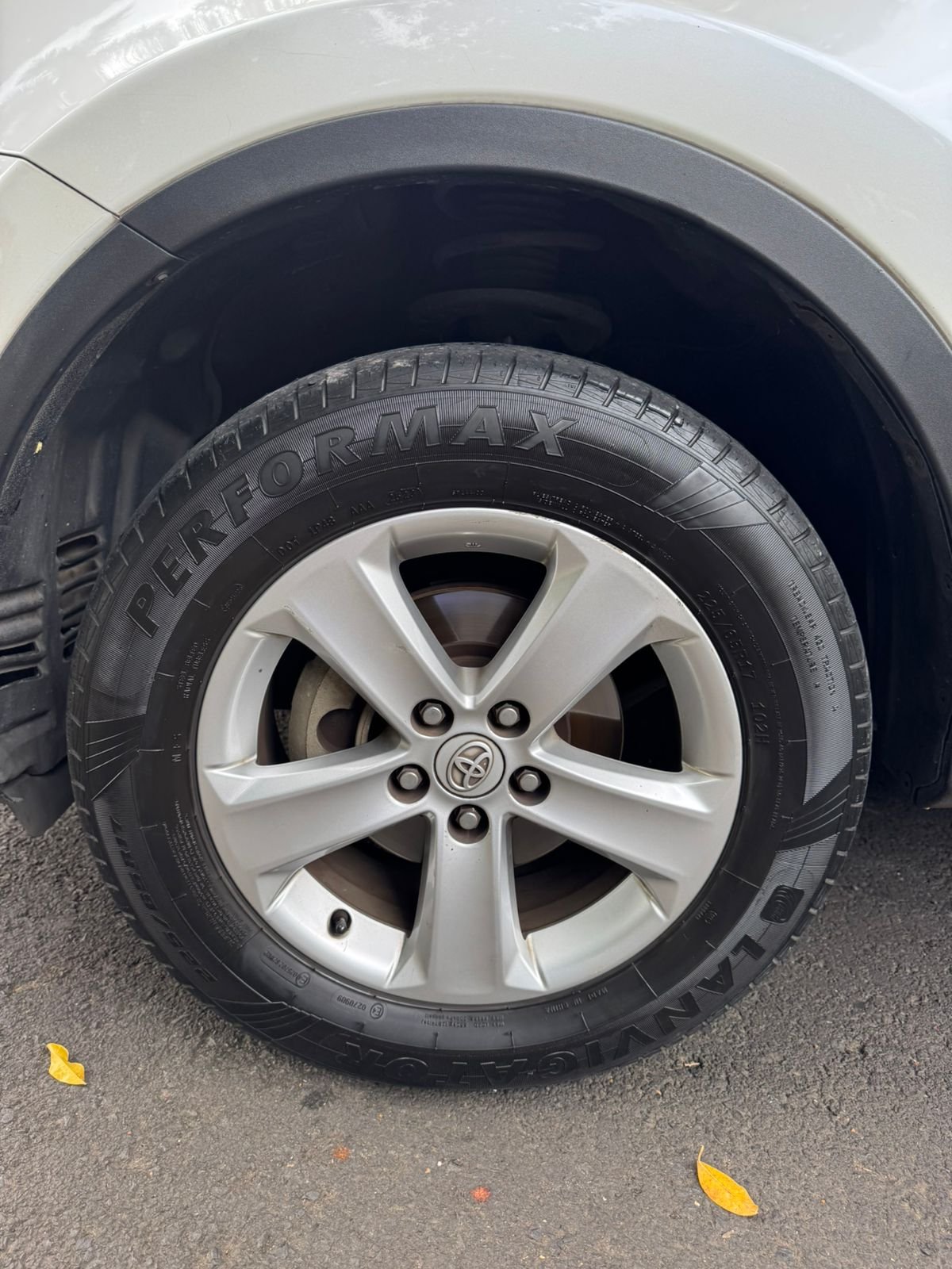 TOYOTA RAV4 2015 - Imagen 5