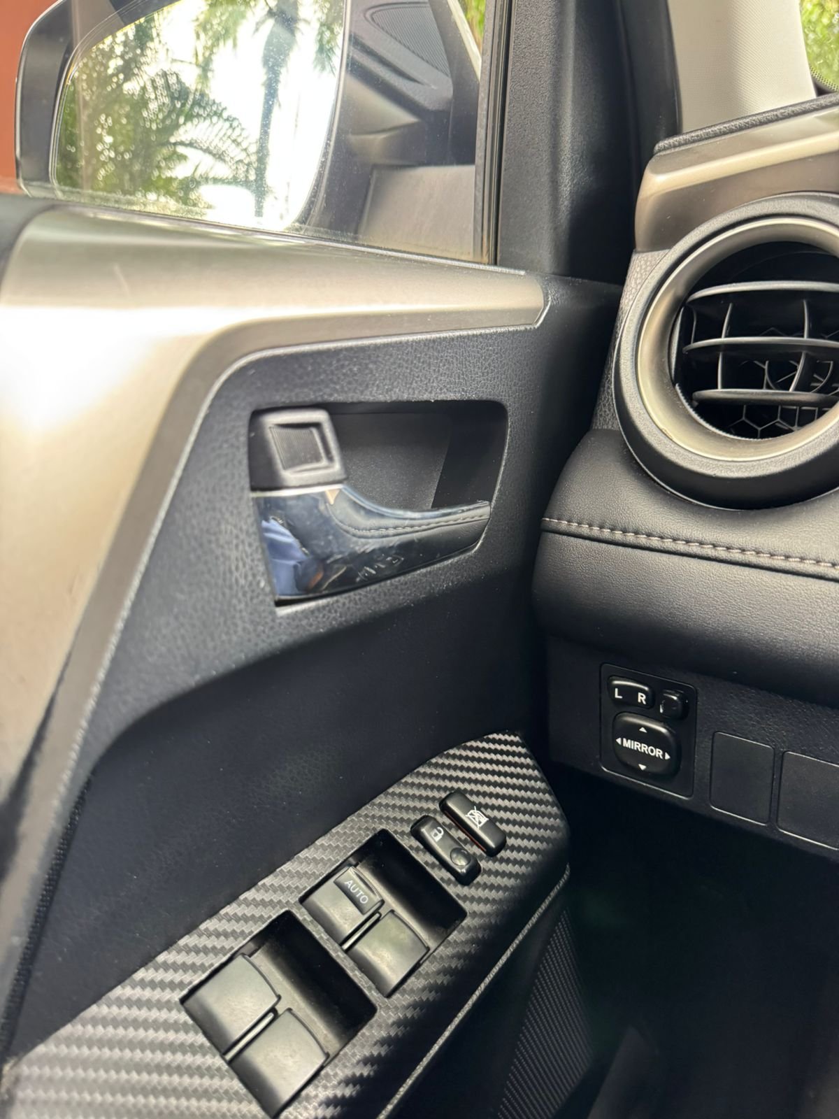 TOYOTA RAV4 2015 - Imagen 12