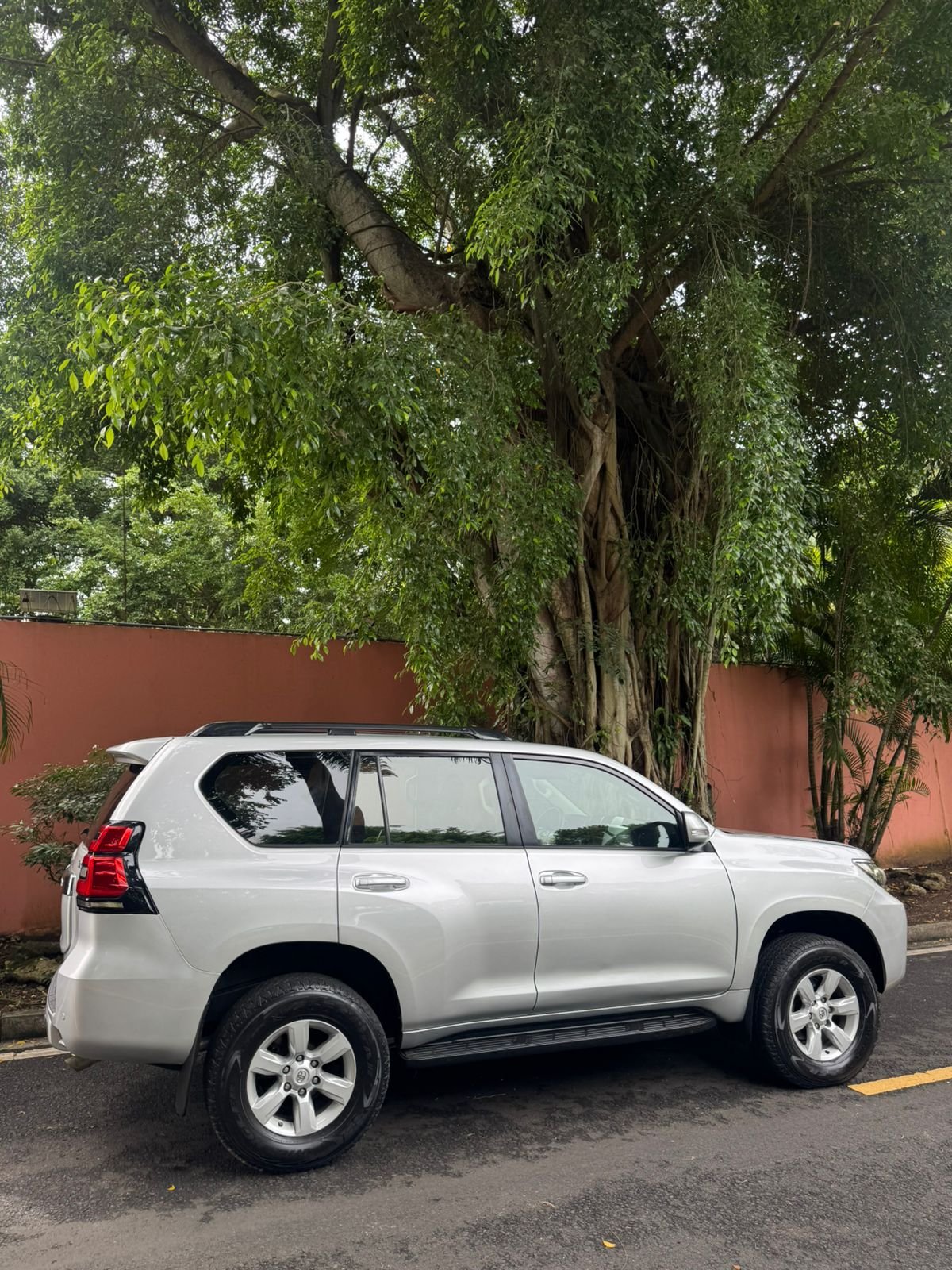 TOYOTA PRADO TX.L 2017 - Imagen 13