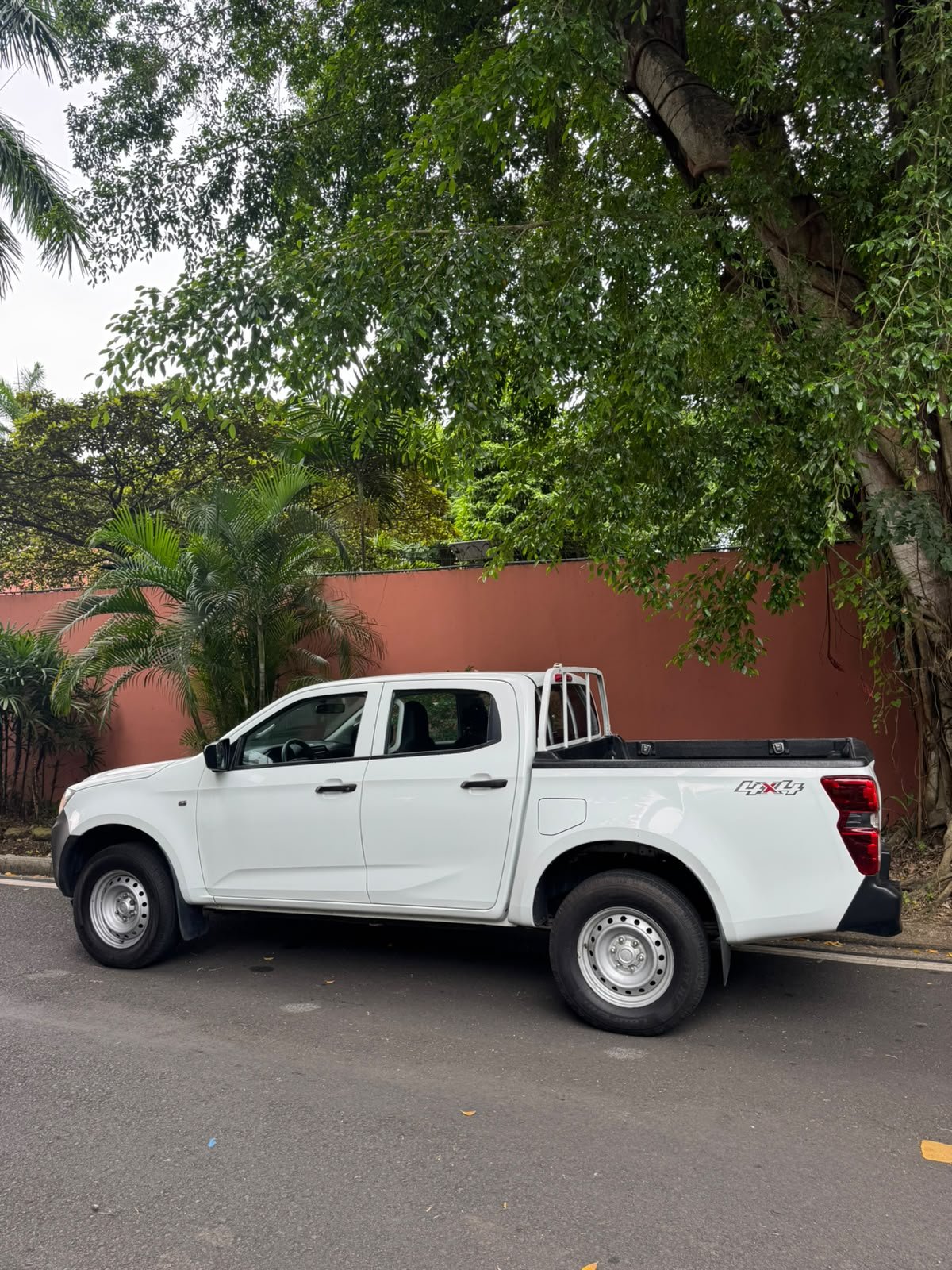 ISUZU DMAX 2024 - Imagen 3