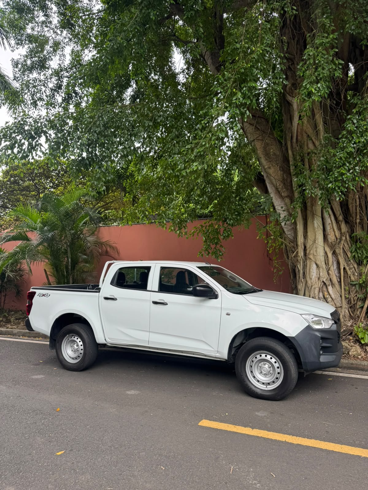 ISUZU DMAX 2024 - Imagen 8