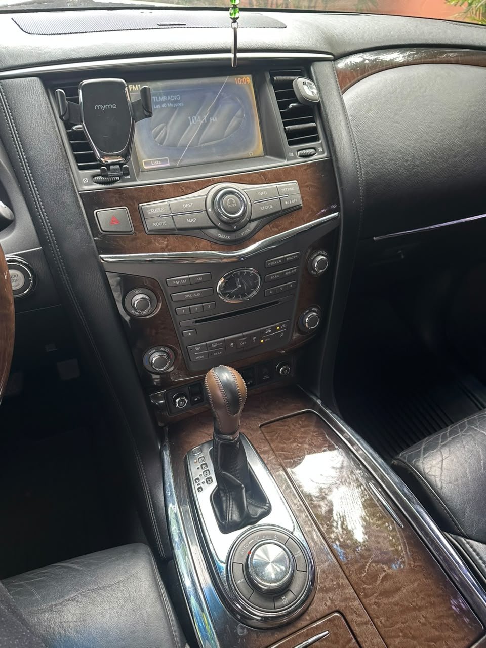 INFINITI QX56 2011 - Imagen 9