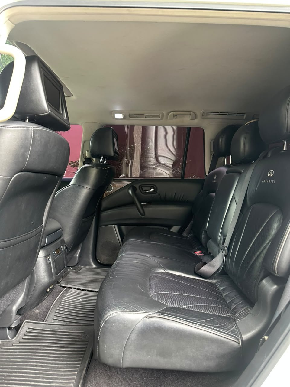INFINITI QX56 2011 - Imagen 11