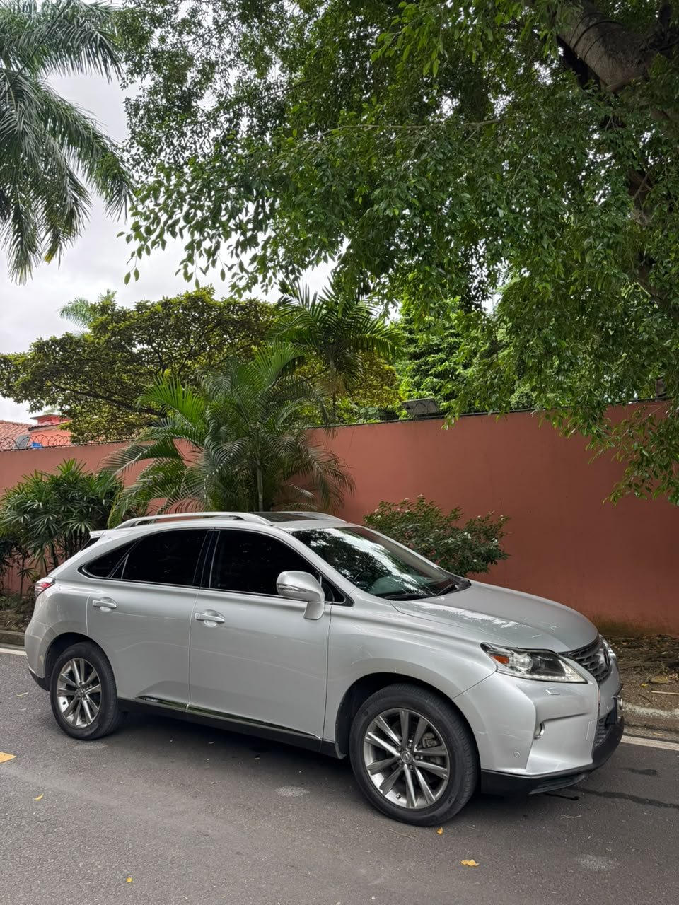 LEXUS RX450H 2015 - Imagen 10