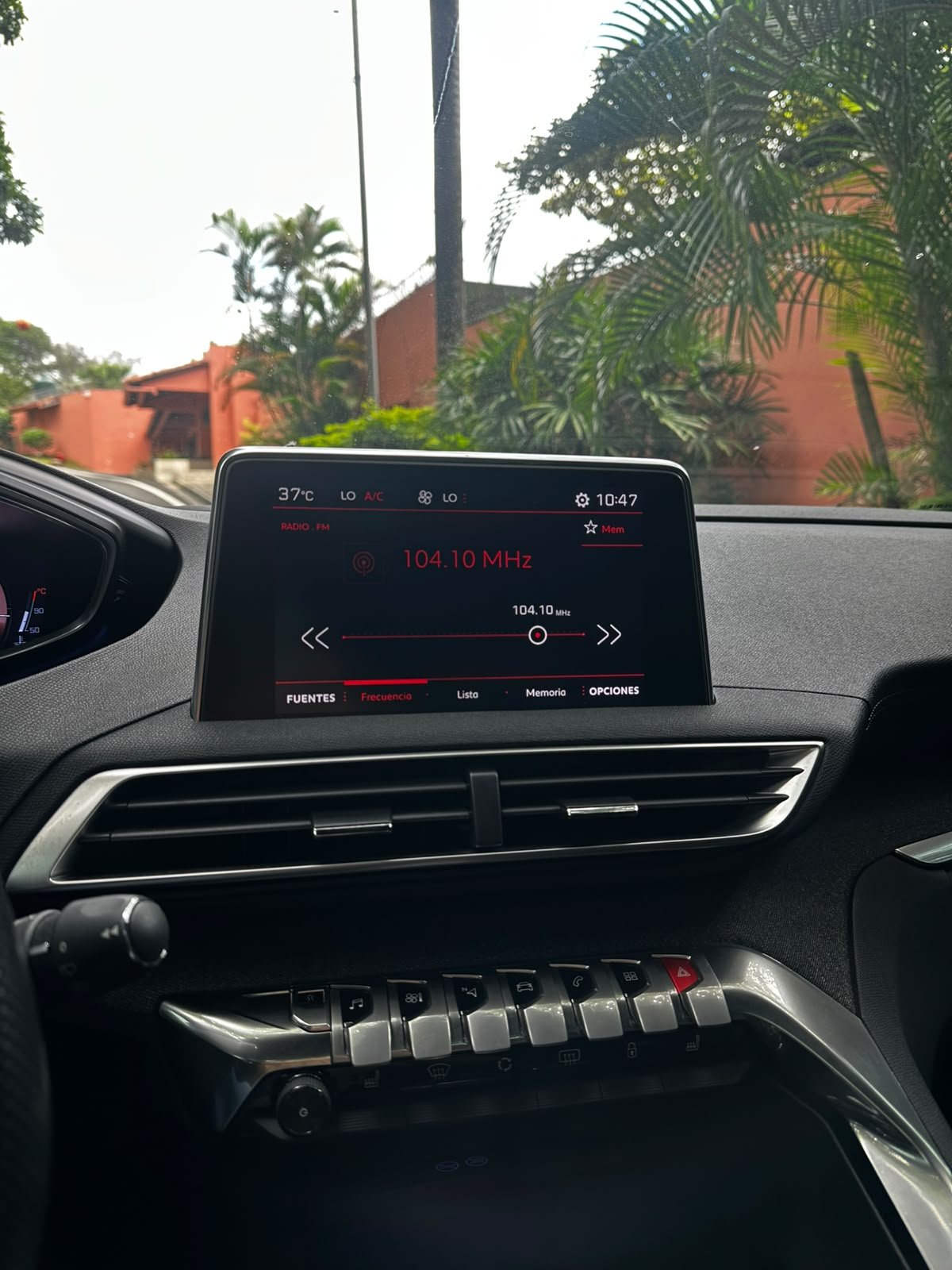 PEUGEOT 3008 2019 - Imagen 13