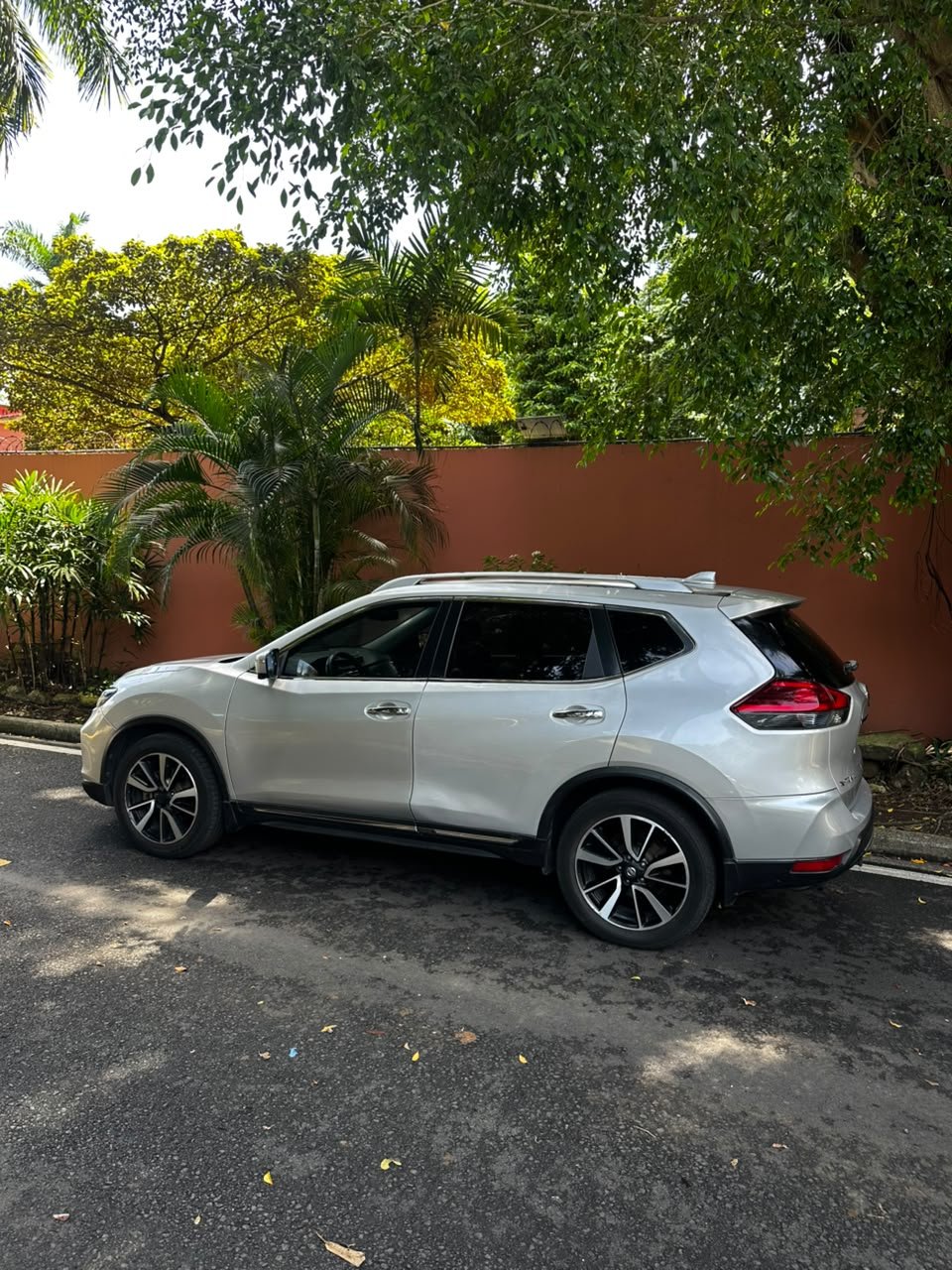 NISSAN XTRAIL 2019