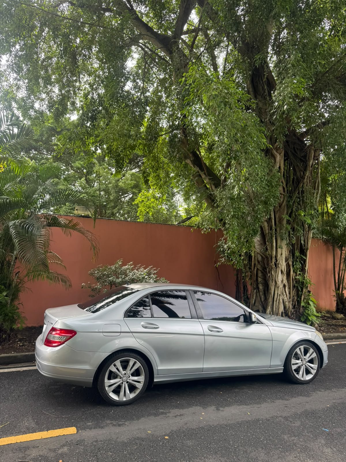 MERCEDES C180 2009 - Imagen 10