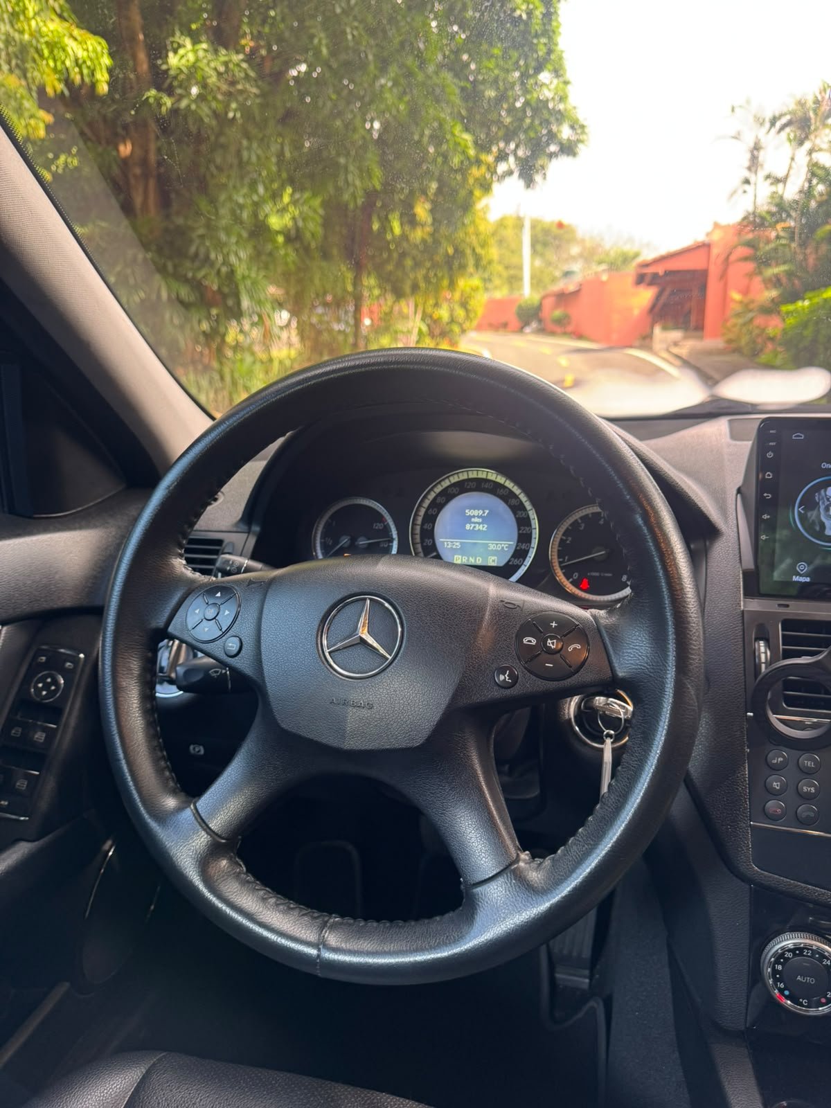 MERCEDES C180 2009 - Imagen 2