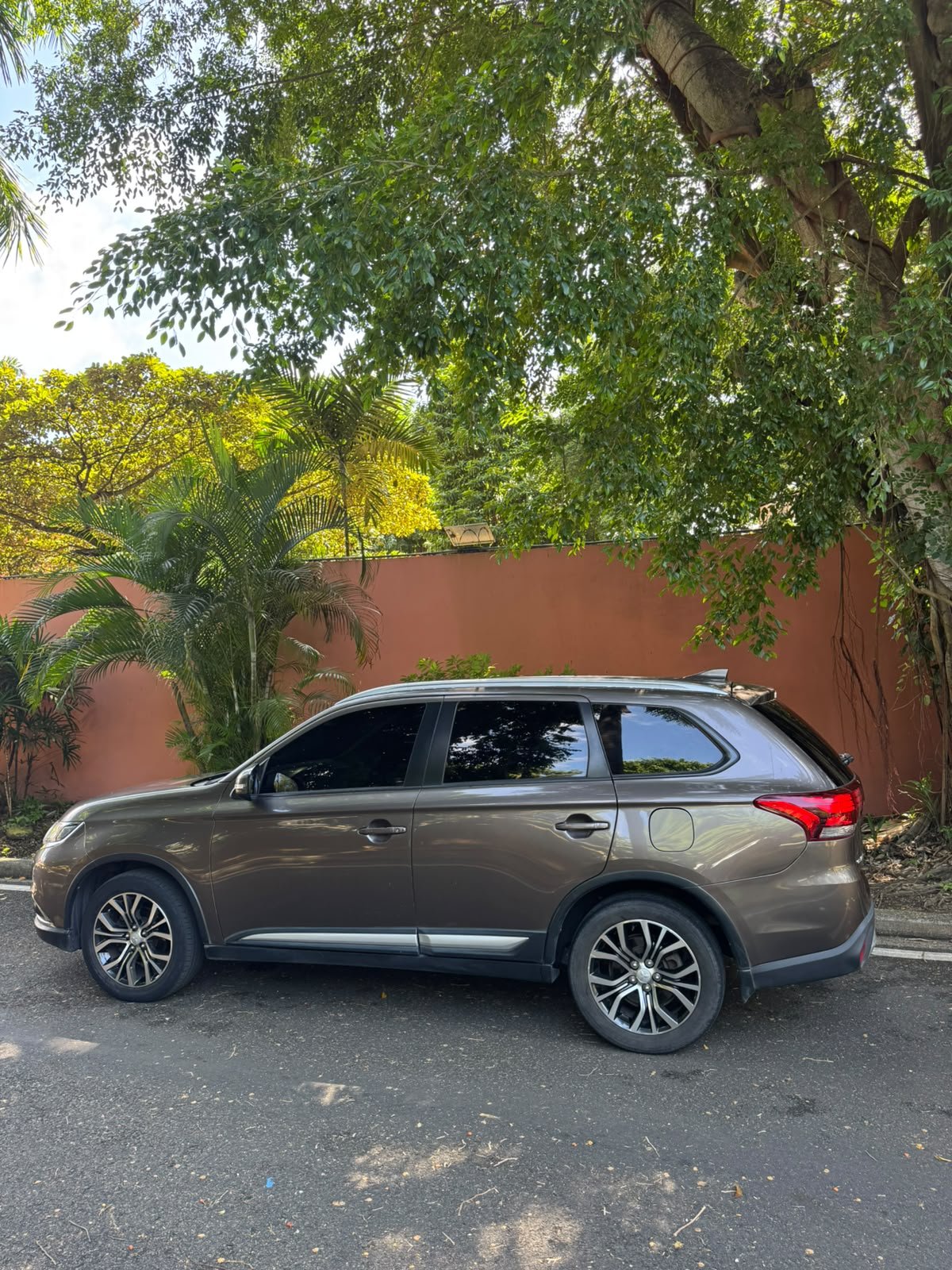 MITSUBISHI OUTLANDER 2018 - Imagen 5