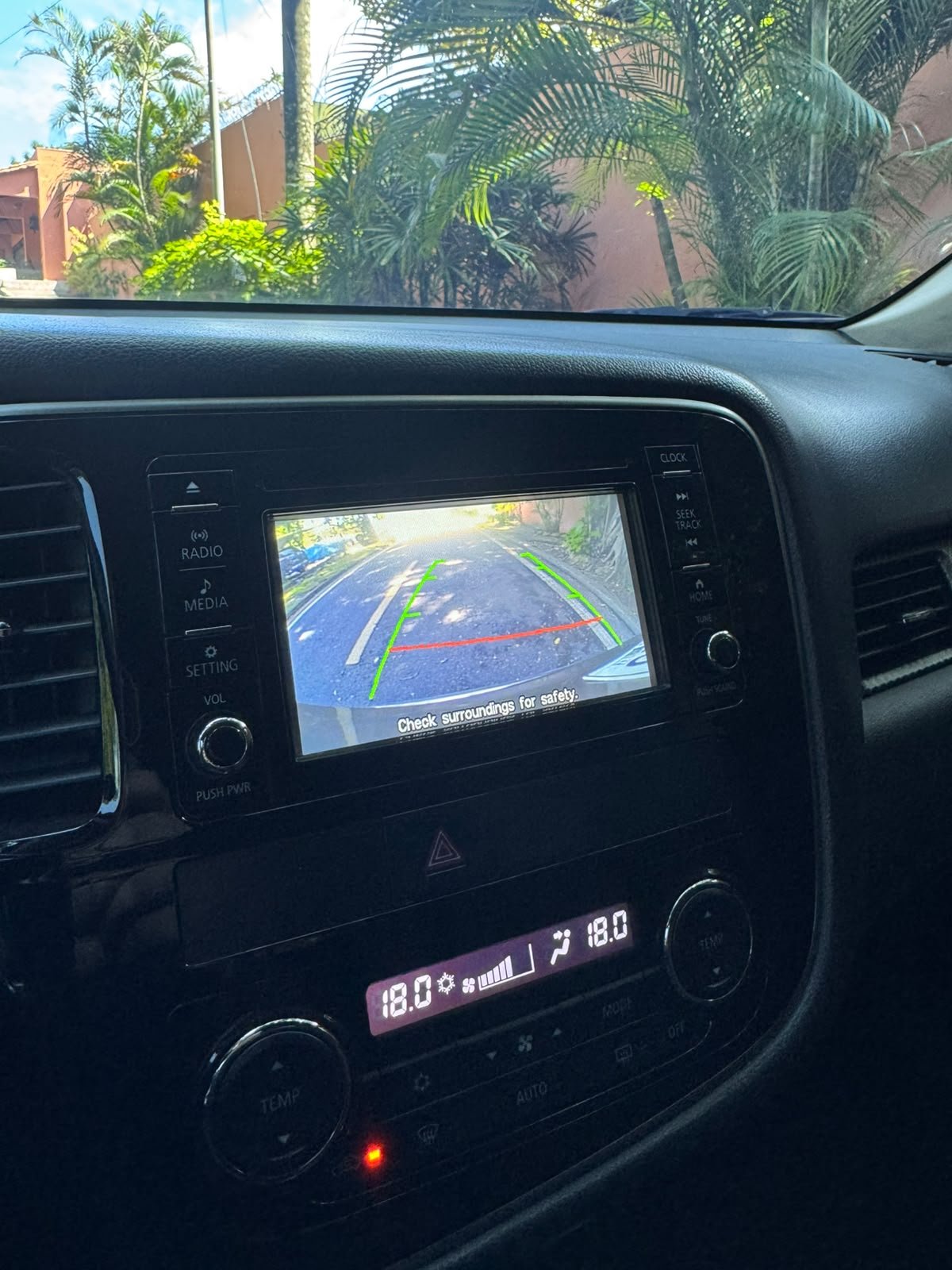 MITSUBISHI OUTLANDER 2018 - Imagen 16